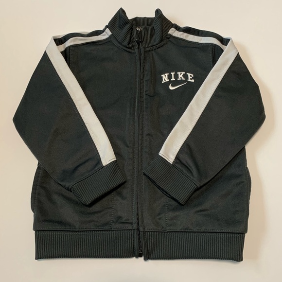 Kids Nike Track Suit - Picture 2 of 9